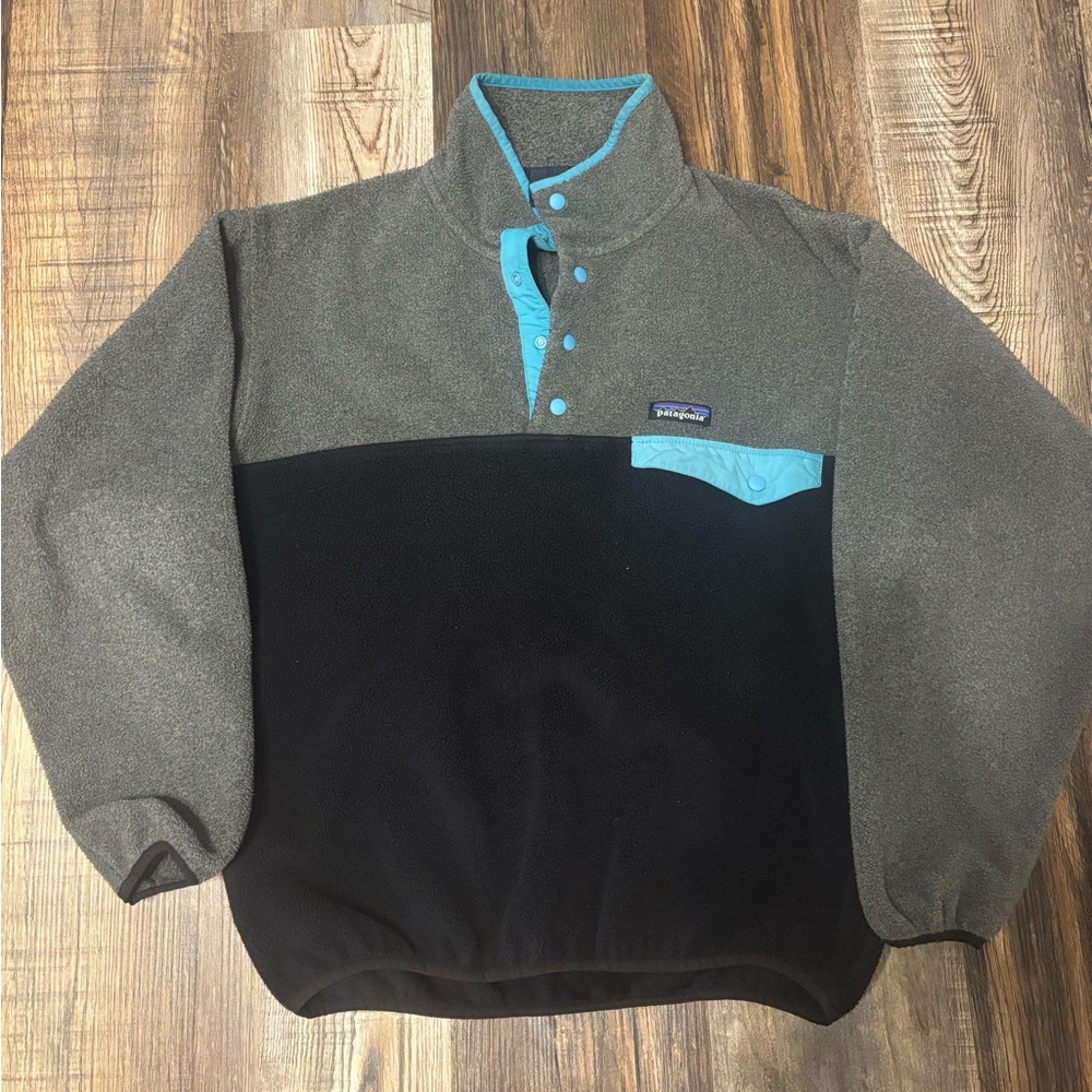 Patagonia Women's Size Small Synchilla Snap-T Pullover